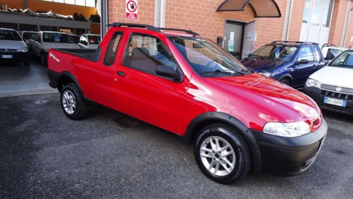 Fiat Strada 1.3 MJT Pick-up Cabina Lunga Adventure (5)