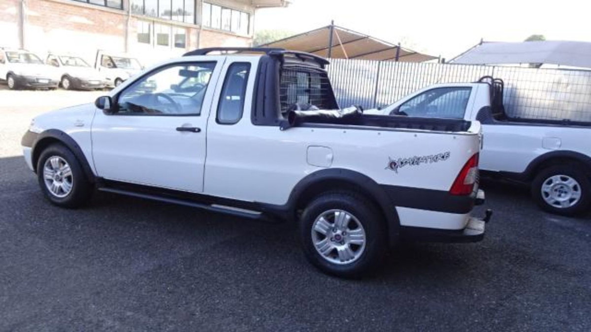 Fiat Strada 1.3 MJT Pick-up (11)