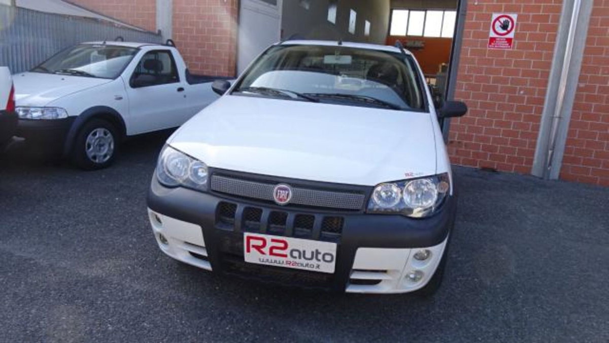 Fiat Strada 1.3 MJT Pick-up (2)