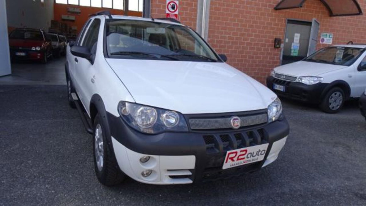 Fiat Strada 1.3 MJT Pick-up (3)