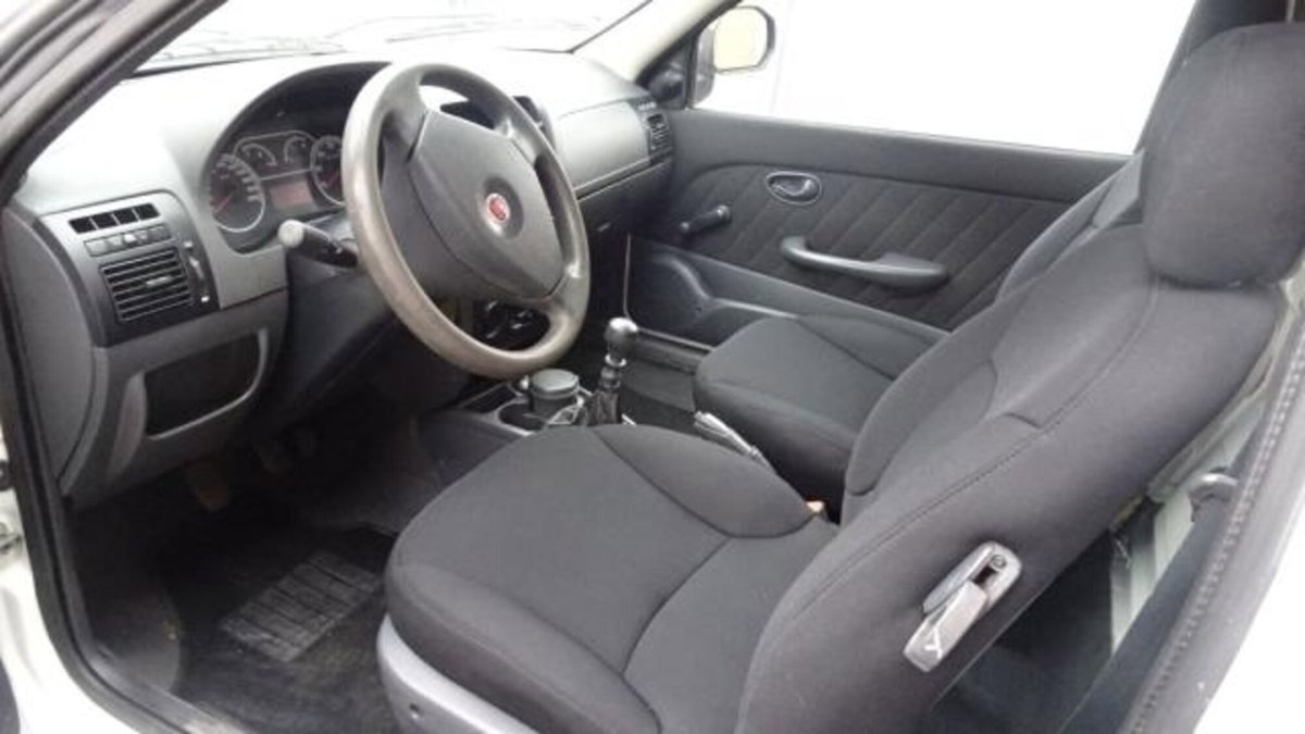 Fiat Strada 1.3 MJT Pick-up (16)