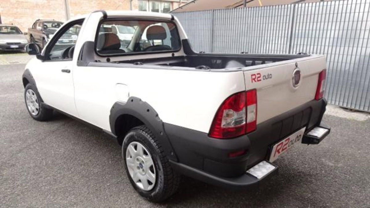 Fiat Strada 1.3 MJT Pick-up (4)