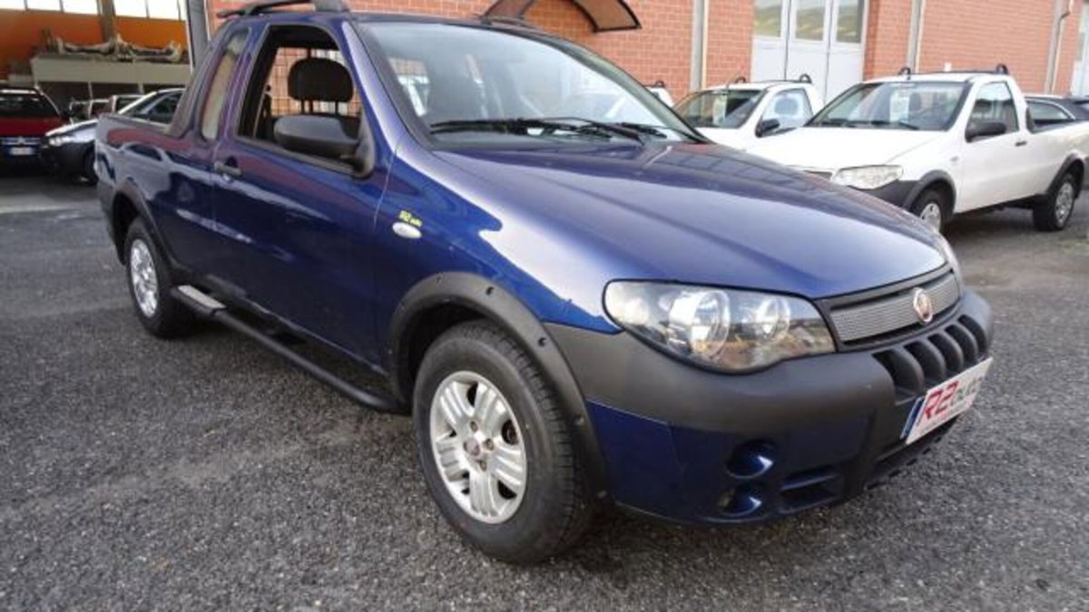 Fiat Strada 1.3 MJT Pick-up Cabina Lunga Adventure (12)