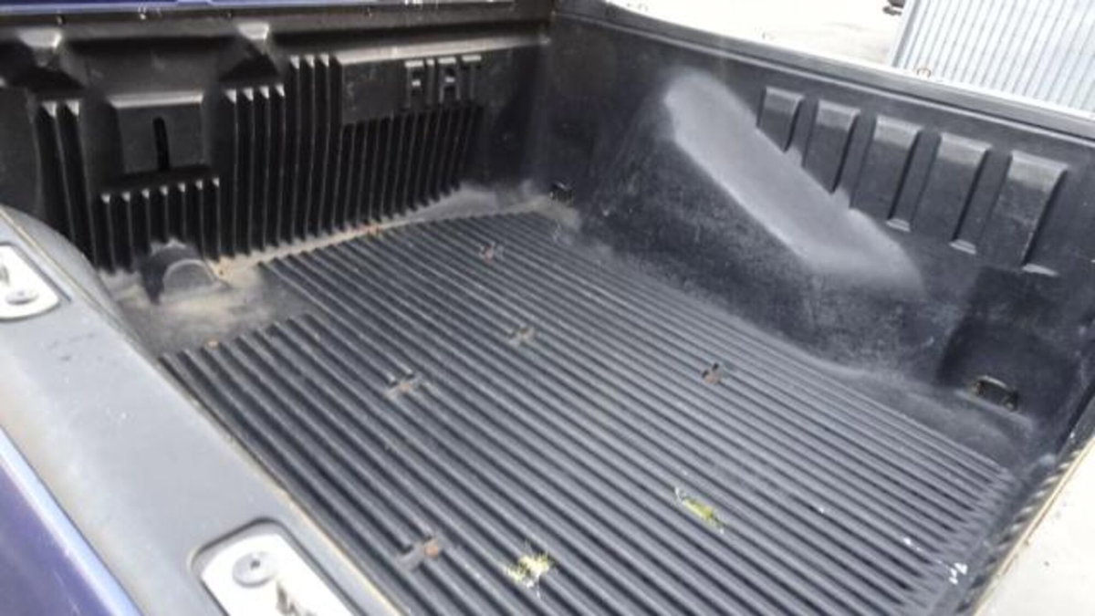 Fiat Strada 1.3 MJT Pick-up Cabina Lunga Adventure (15)
