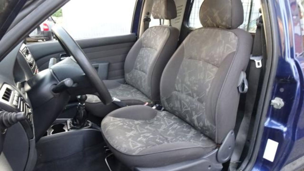 Fiat Strada 1.3 MJT Pick-up Cabina Lunga Adventure (19)