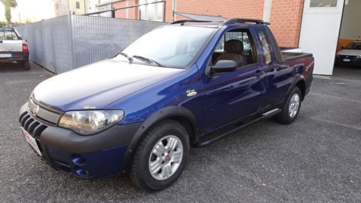 Fiat Strada 1.3 MJT Pick-up Cabina Lunga Adventure (3)