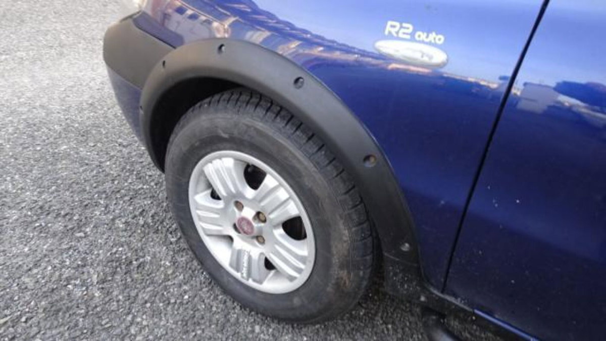 Fiat Strada 1.3 MJT Pick-up Cabina Lunga Adventure (4)