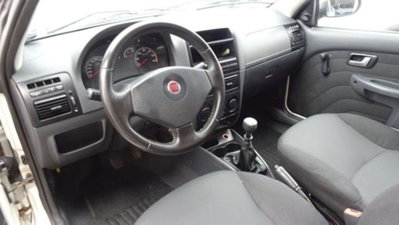 Fiat Strada 1.3 MJT Pick-up (16)