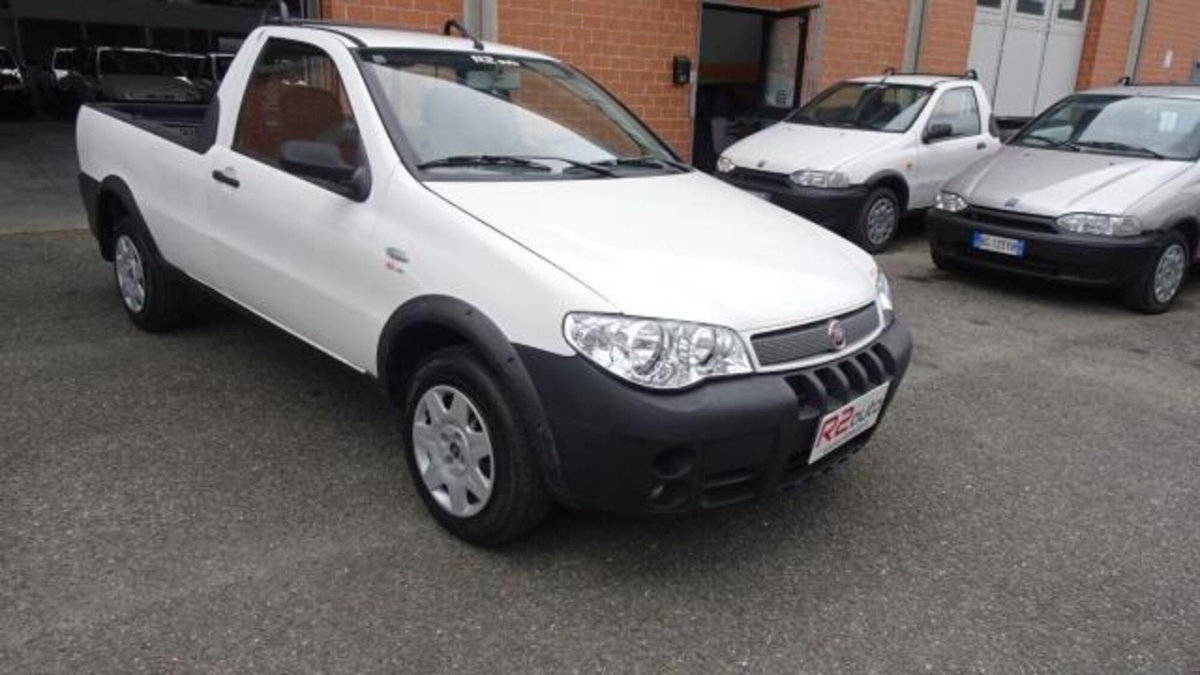 Fiat Strada 1.3 MJT Pick-up (3)