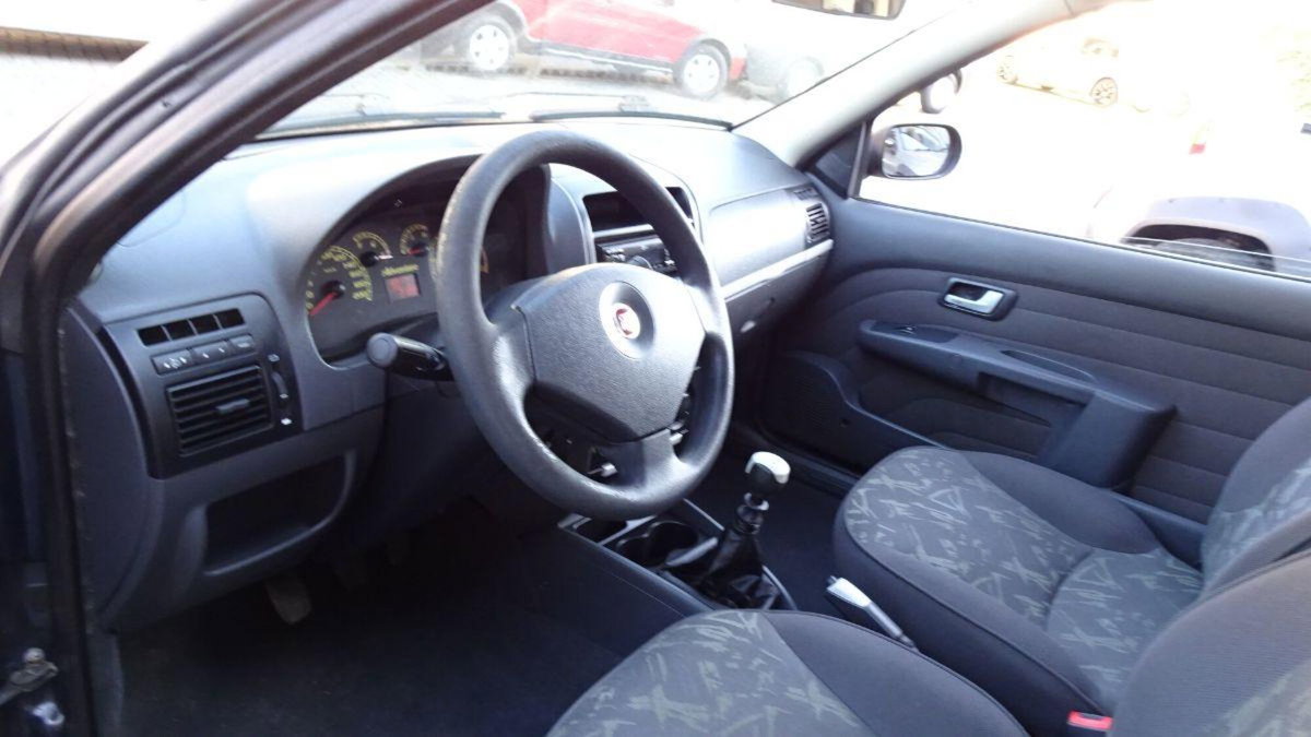 Fiat Strada 1.3 MJT Pick-up Cabina Lunga Adventure (18)