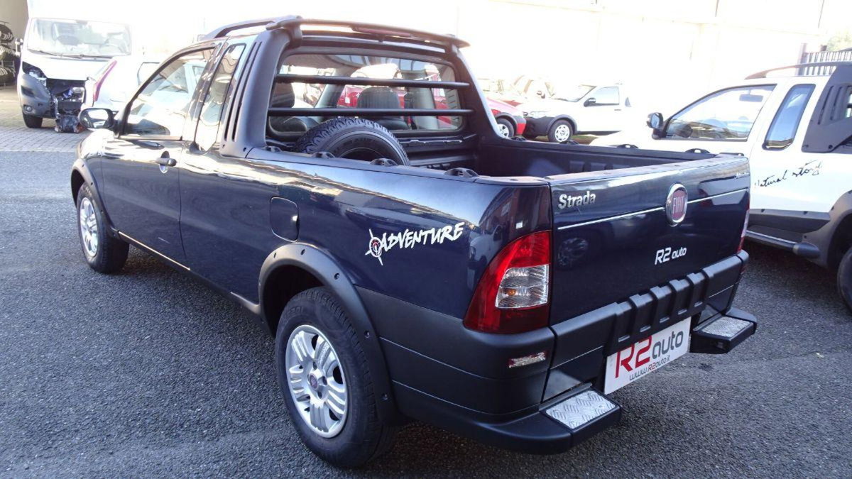 Fiat Strada 1.3 MJT Pick-up Cabina Lunga Adventure (4)