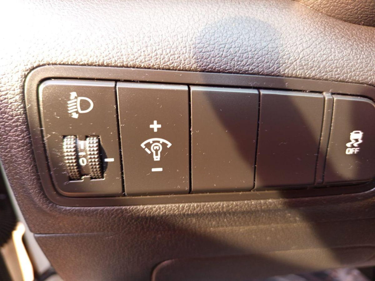 Hyundai Tucson 1.7 CRDi XPossible (16)