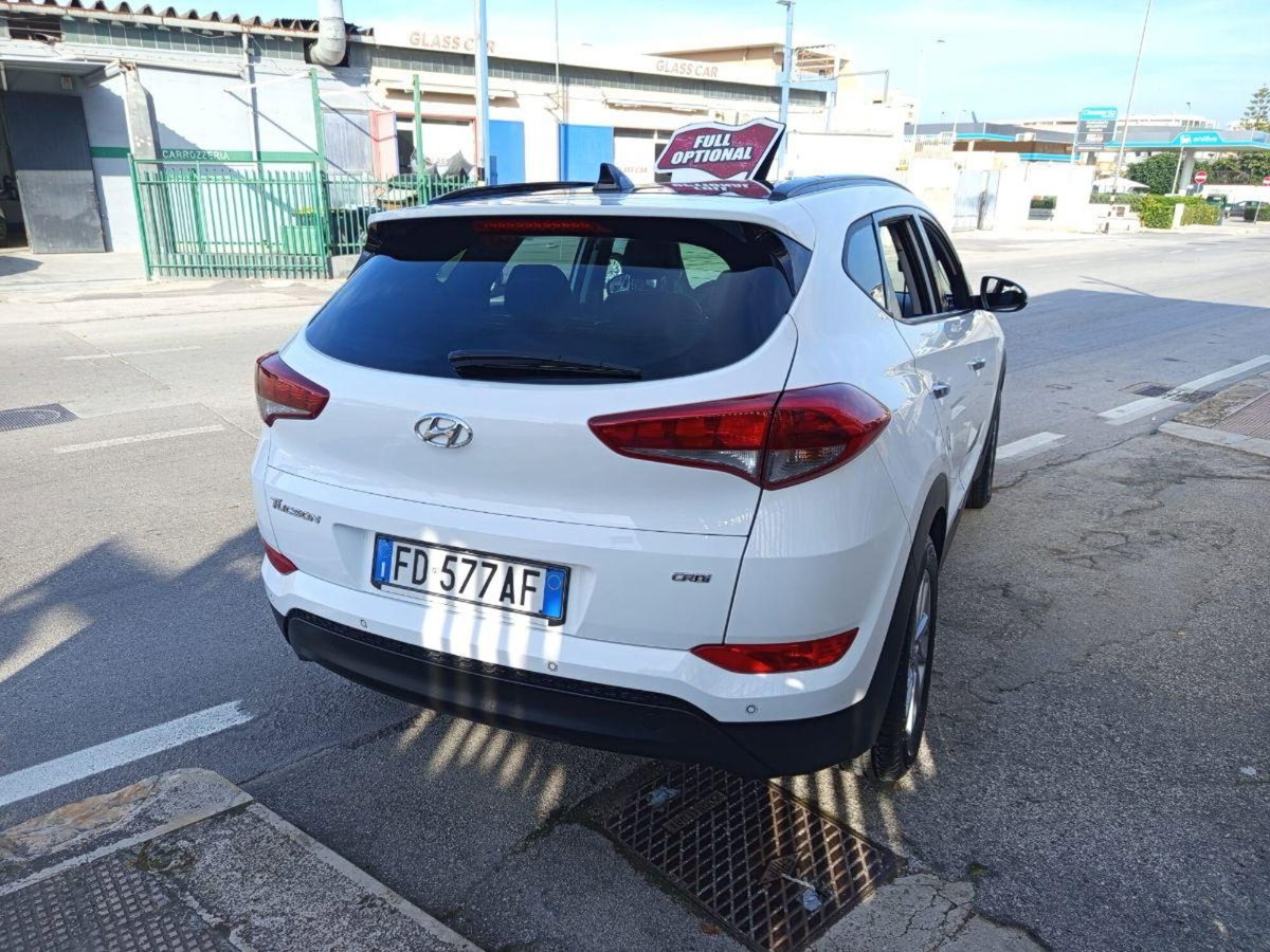 Hyundai Tucson 1.7 CRDi XPossible (6)