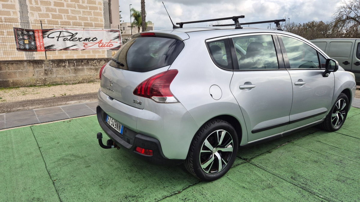 Peugeot 3008 1.6 HDi 115CV Active (3)