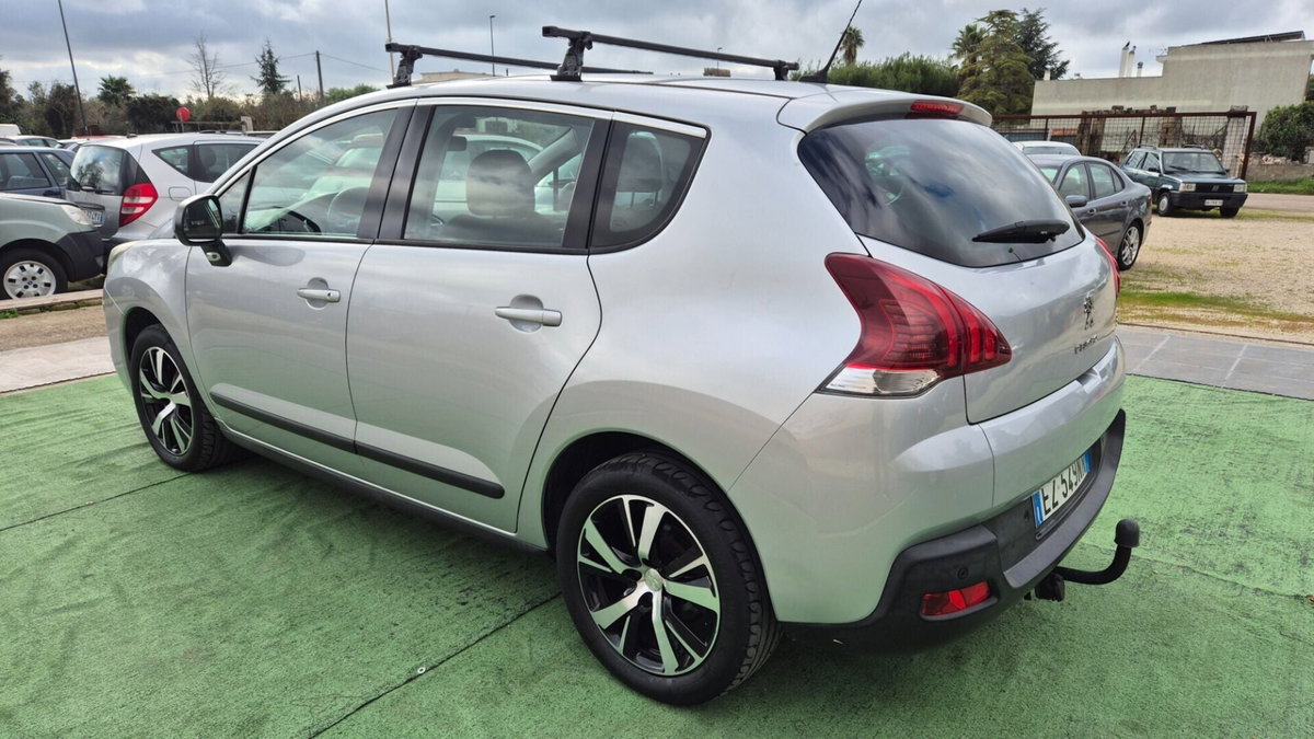 Peugeot 3008 1.6 HDi 115CV Active (4)
