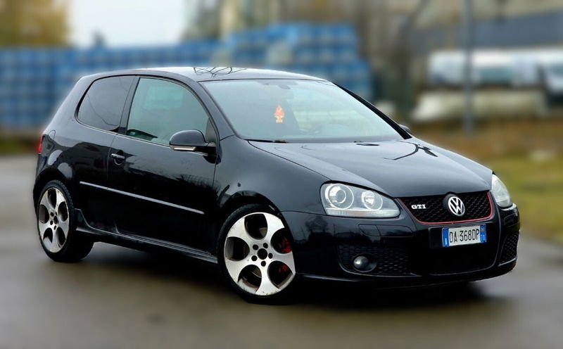 Volkswagen Golf 2.0 16V TFSI 3p. DSG GTI