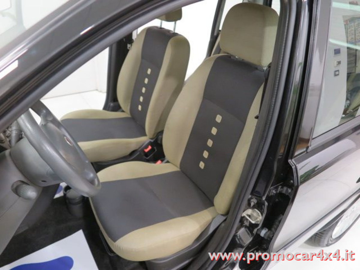 Fiat Panda 1.2 4x4 Climbing (20)