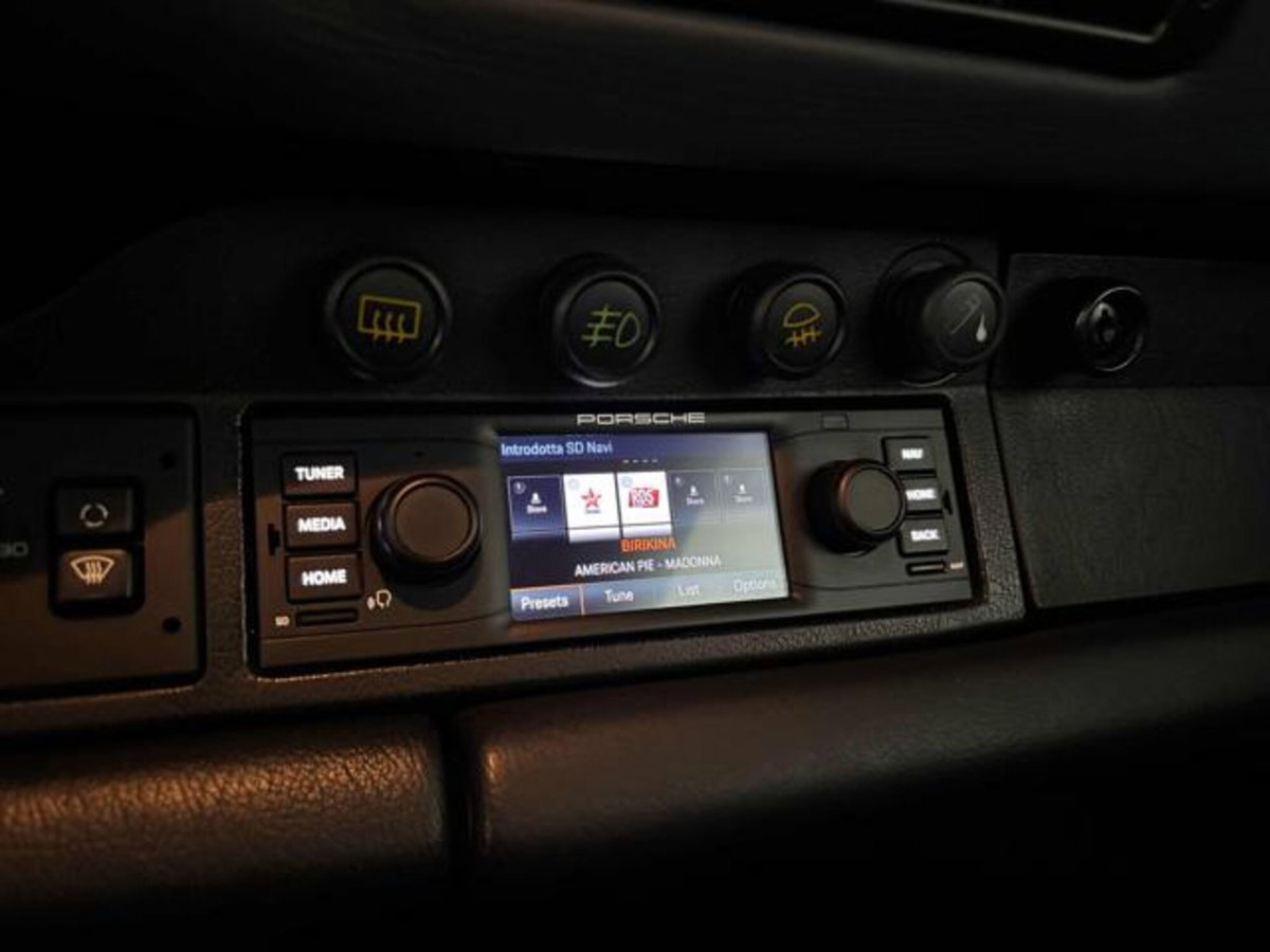 Porsche 911 Cabrio Carrera 4 Targa (11)