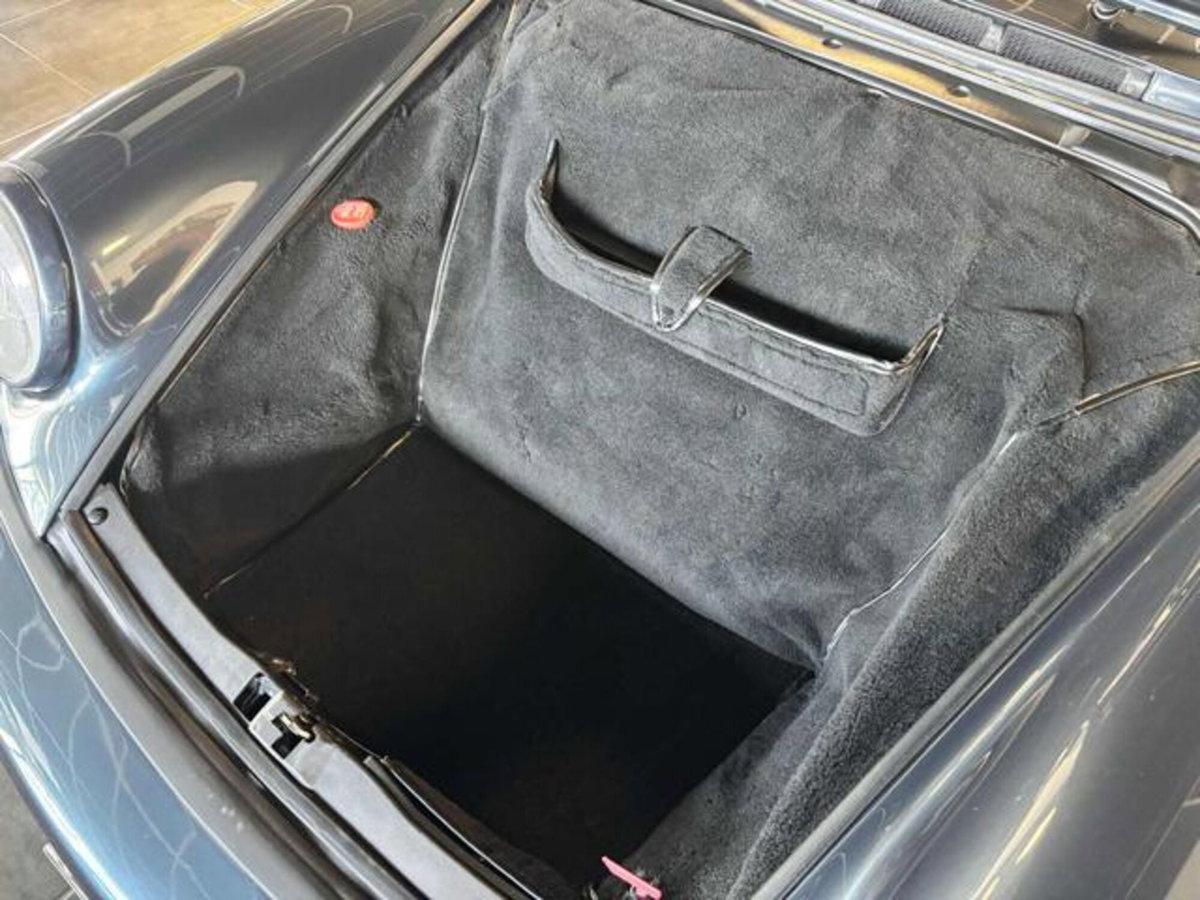 Porsche 911 Cabrio Carrera 4 Targa (13)