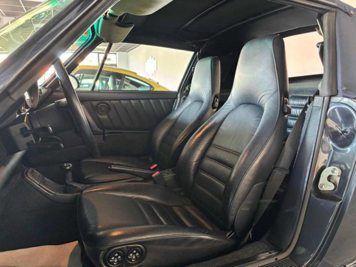 Porsche 911 Cabrio Carrera 4 Targa (9)