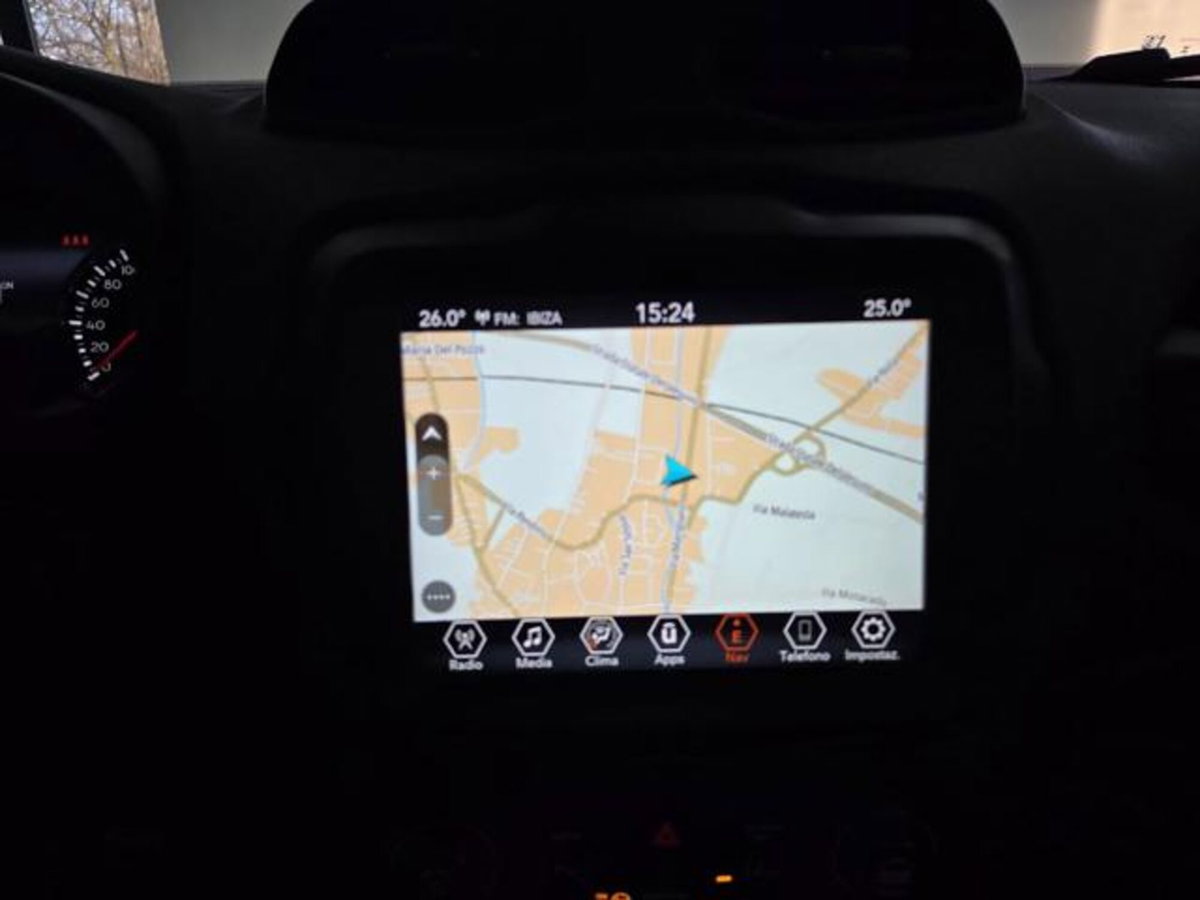 Jeep Renegade 1.6 Mjt 130 CV Limited (3)