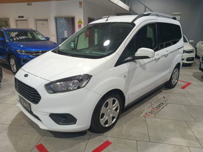 Ford Tourneo Courier 1.5 TDCI 75 CV Plus usata