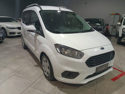 Ford Tourneo Courier 1.5 TDCI 75 CV Plus (6)