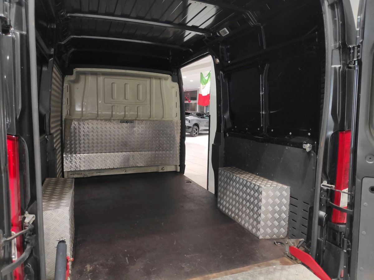 Peugeot Boxer Furgone 333 2.2 BlueHDi 165 S&S PM-TM Furgone (5)