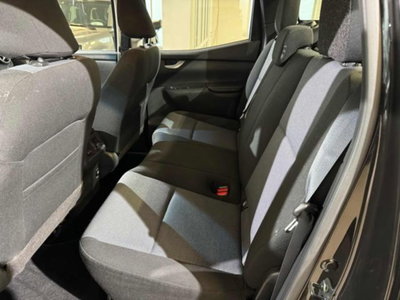 Mercedes-Benz Classe X Pick-up 250 d 4Matic Progressive (12)
