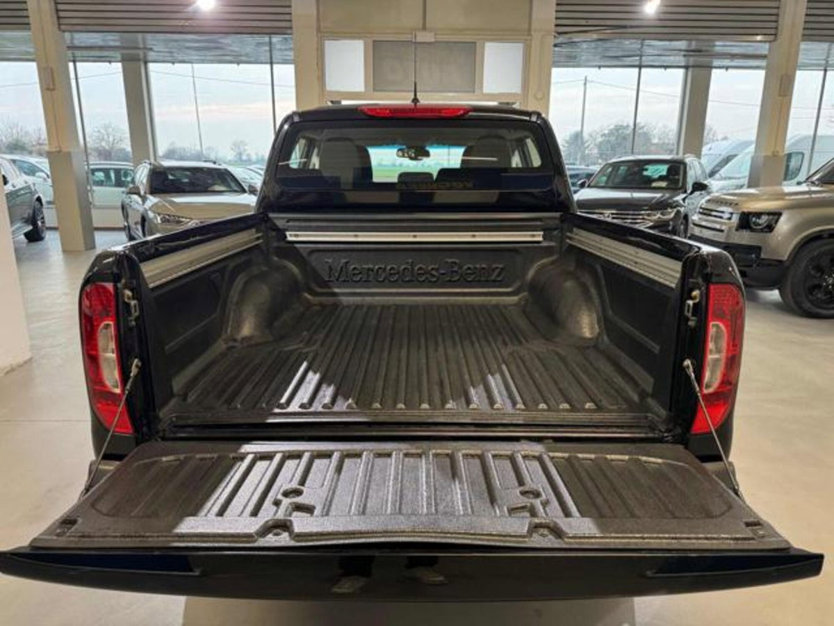 Mercedes-Benz Classe X Pick-up 250 d 4Matic Progressive (4)