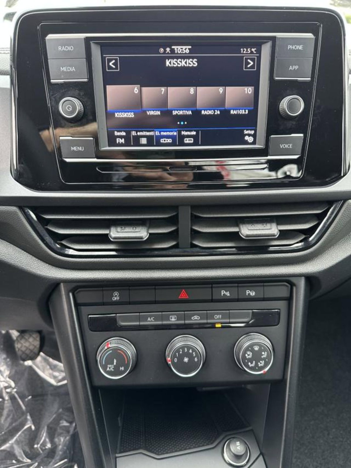 Volkswagen T-Roc 1.0 TSI Life (12)