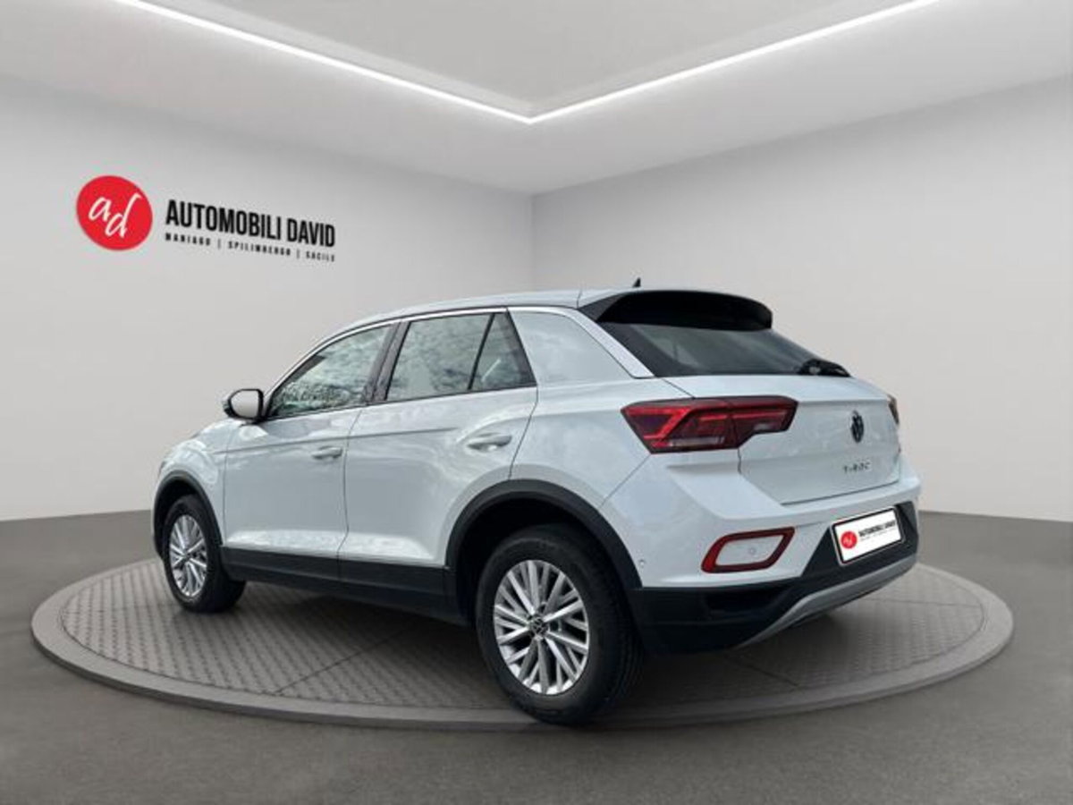 Volkswagen T-Roc 1.0 TSI Life (3)