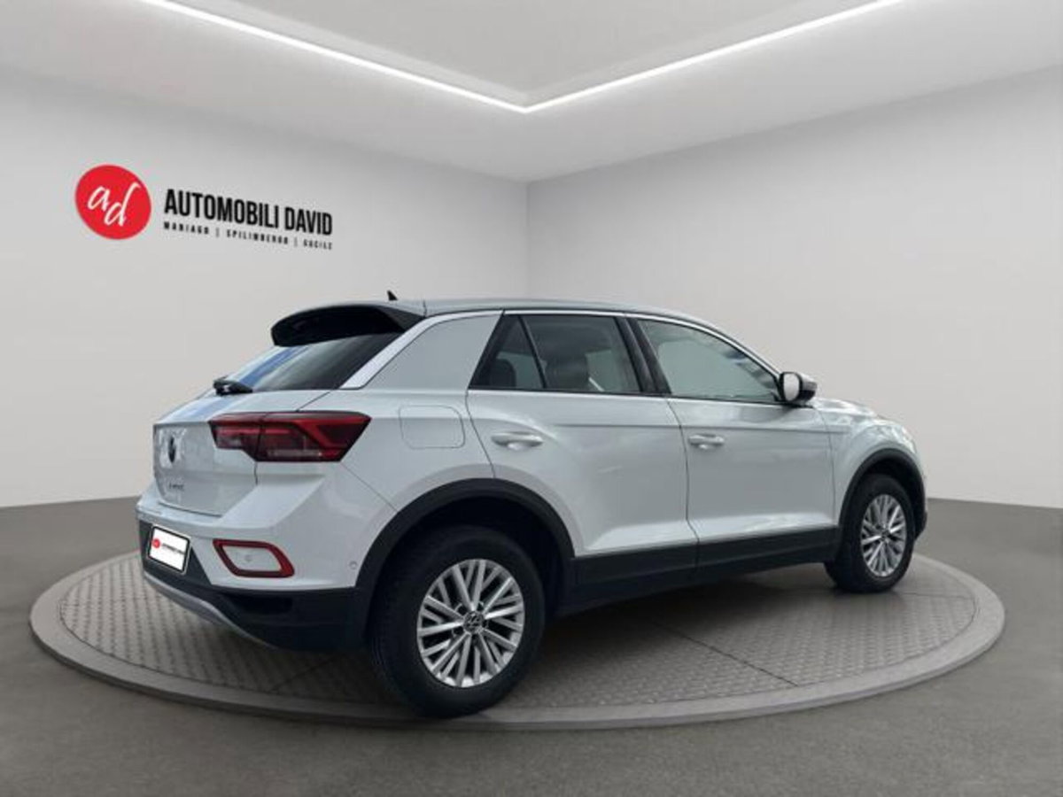 Volkswagen T-Roc 1.0 TSI Life (4)