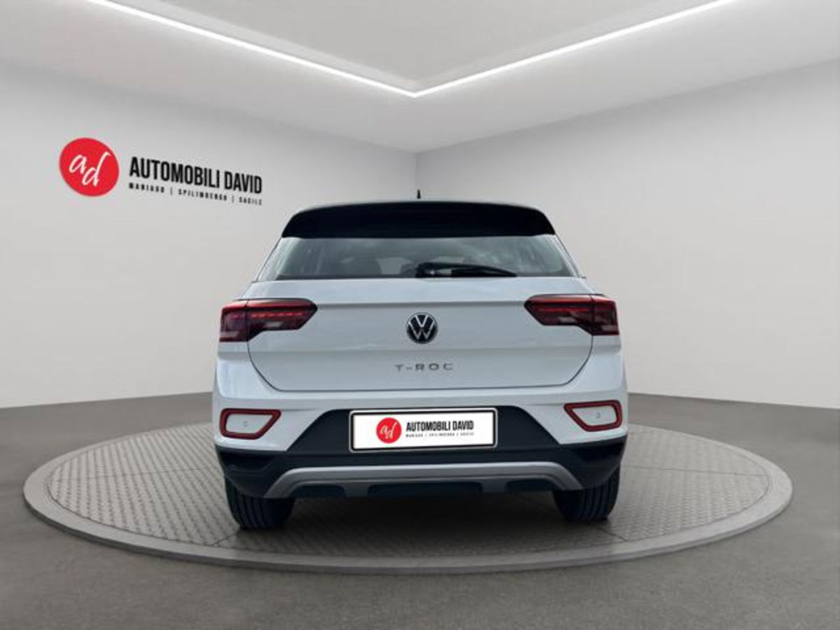 Volkswagen T-Roc 1.0 TSI Life (6)