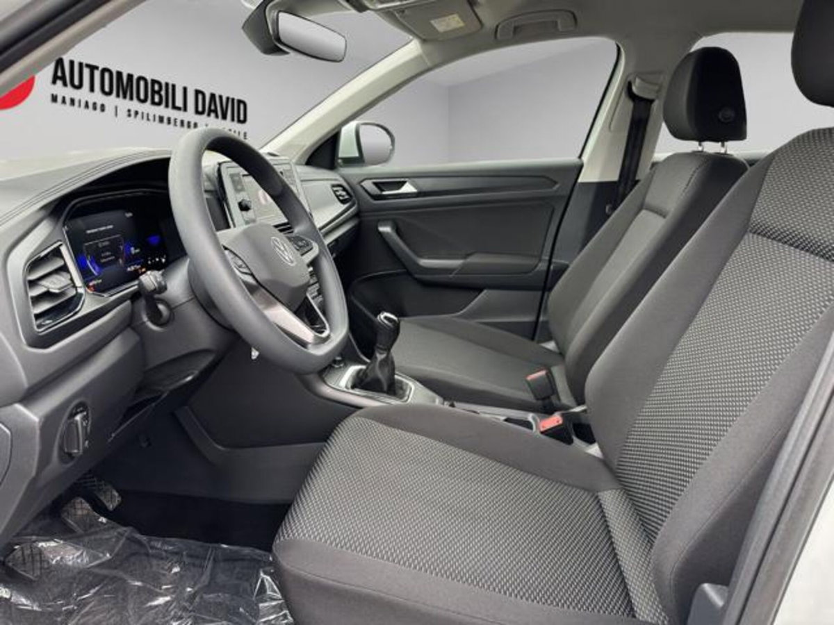 Volkswagen T-Roc 1.0 TSI Life (8)