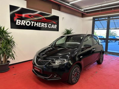 Lancia Ypsilon 1.0 FireFly 5 porte S&S Hybrid Ecochic UnYca usata