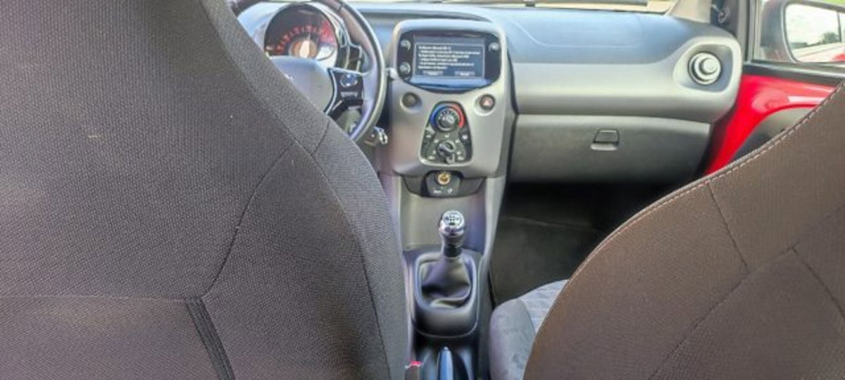 Peugeot 108 72 5 porte Allure (11)