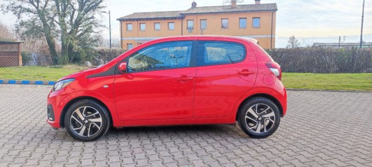 Peugeot 108 72 5 porte Allure (2)