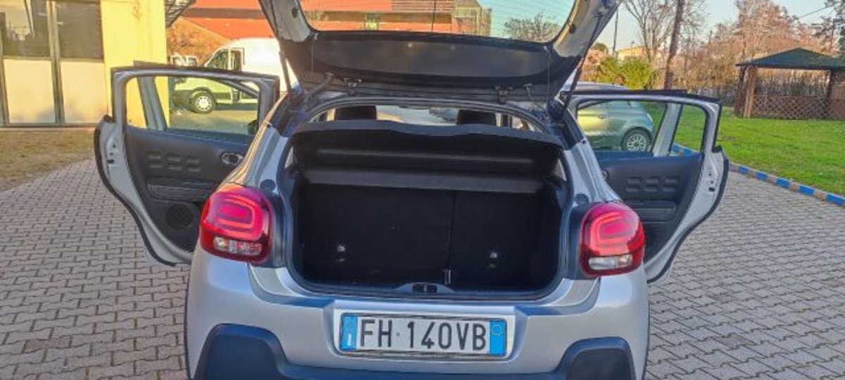 Citroen C3 PureTech 110 S&S EAT6 Shine (11)