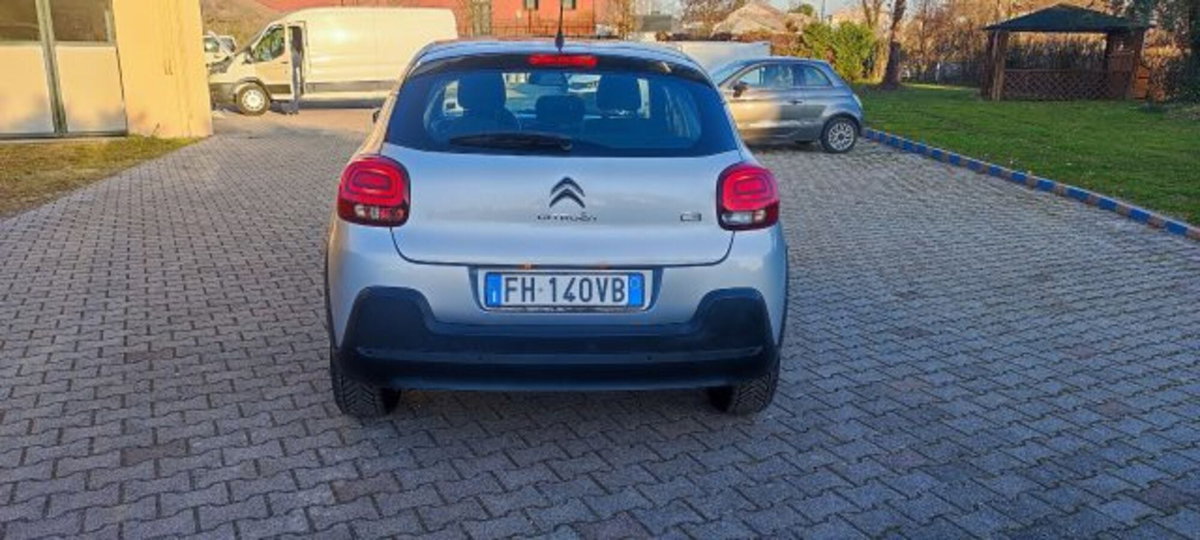 Citroen C3 PureTech 110 S&S EAT6 Shine (3)