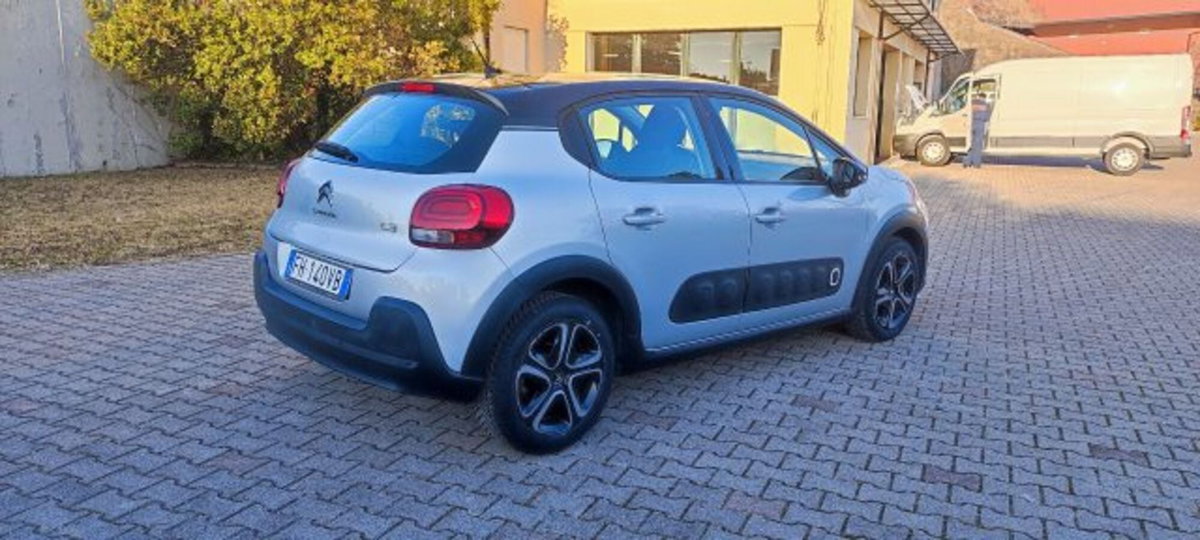 Citroen C3 PureTech 110 S&S EAT6 Shine (4)
