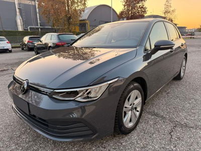Volkswagen Golf 1.0 eTSI EVO DSG Life usata