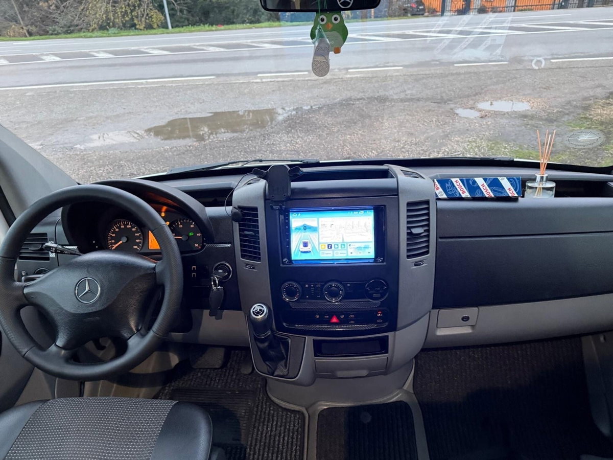 Mercedes-Benz Sprinter K32/32 313 CDI TN Kombi (10)