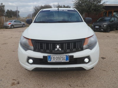 Mitsubishi L200 2.5 TD 4WD Club Cab Pick-up (3)