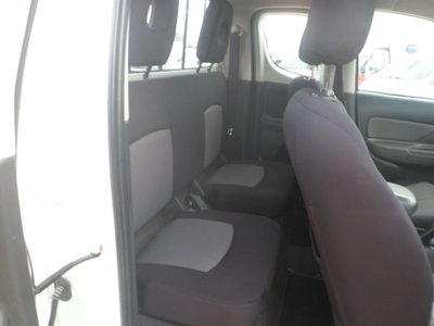 Mitsubishi L200 2.5 TD 4WD Club Cab Pick-up (9)
