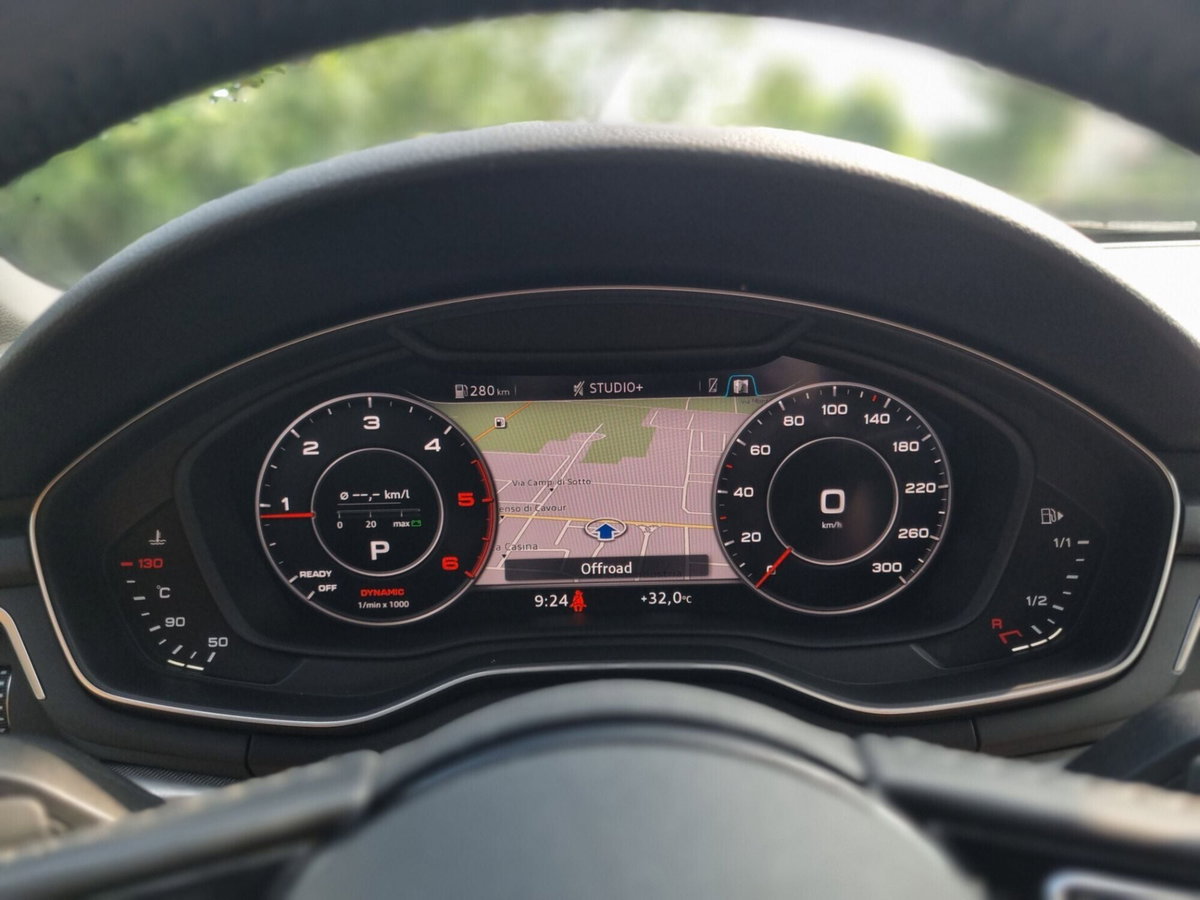 Audi A5 Cabrio 40 TDI S tronic Sport (17)