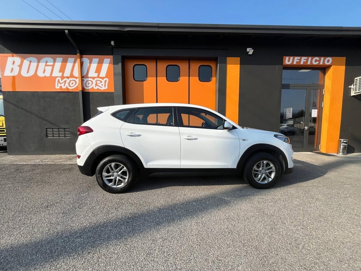 Hyundai Tucson 1.6 GDI Comfort (17)