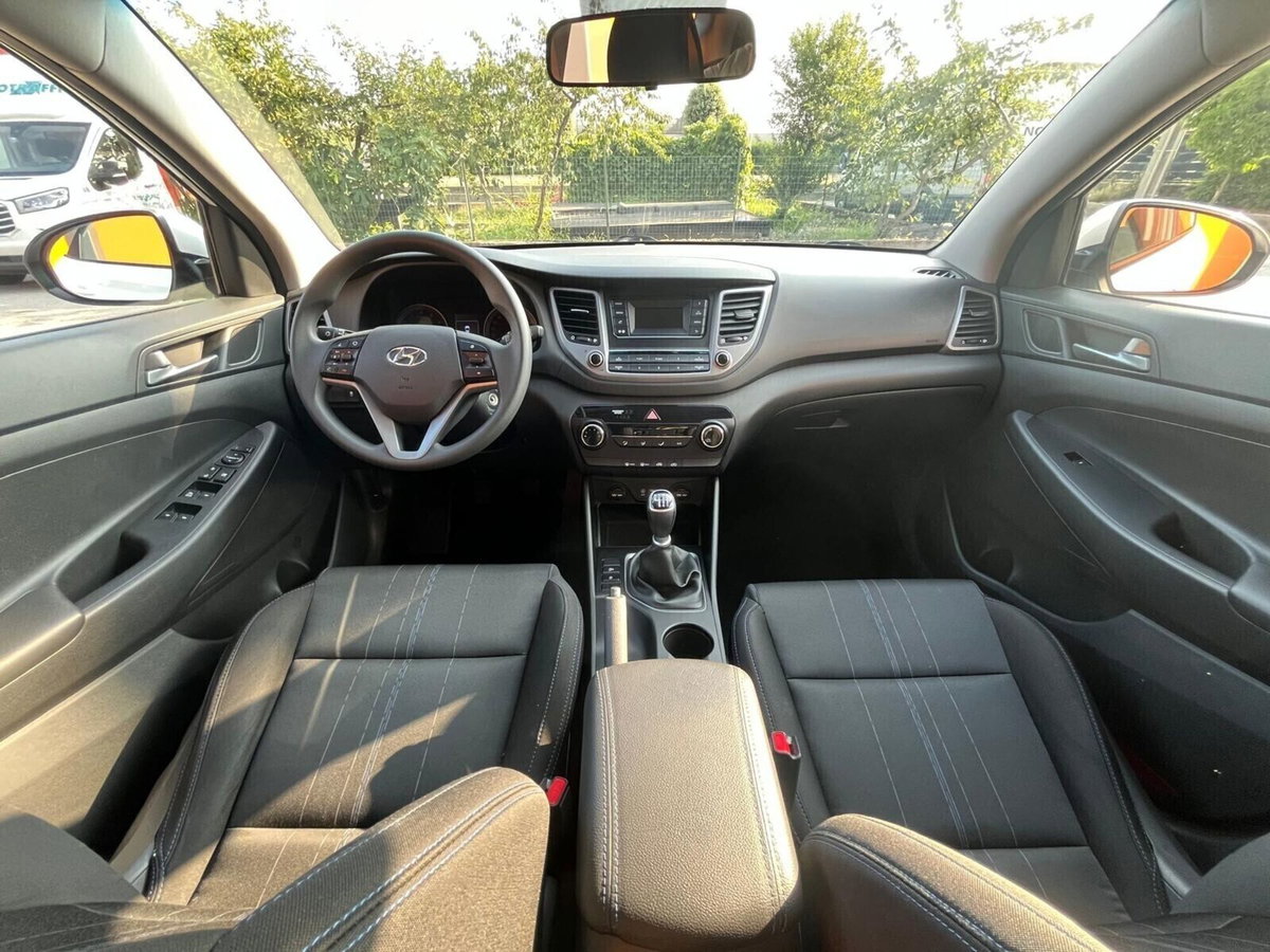 Hyundai Tucson 1.6 GDI Comfort (18)