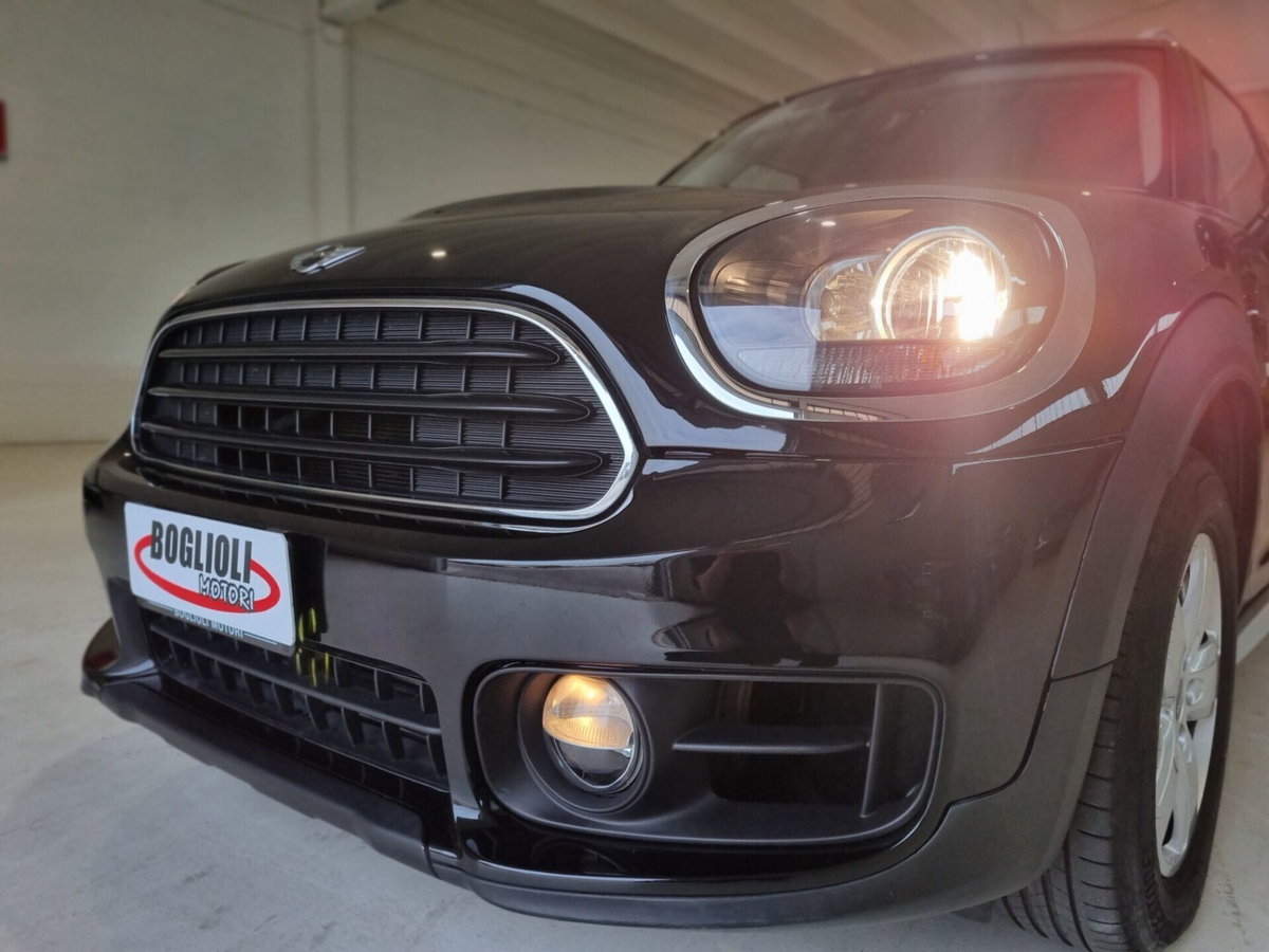 MINI Mini Countryman 2.0 Cooper D Essential Countryman (11)
