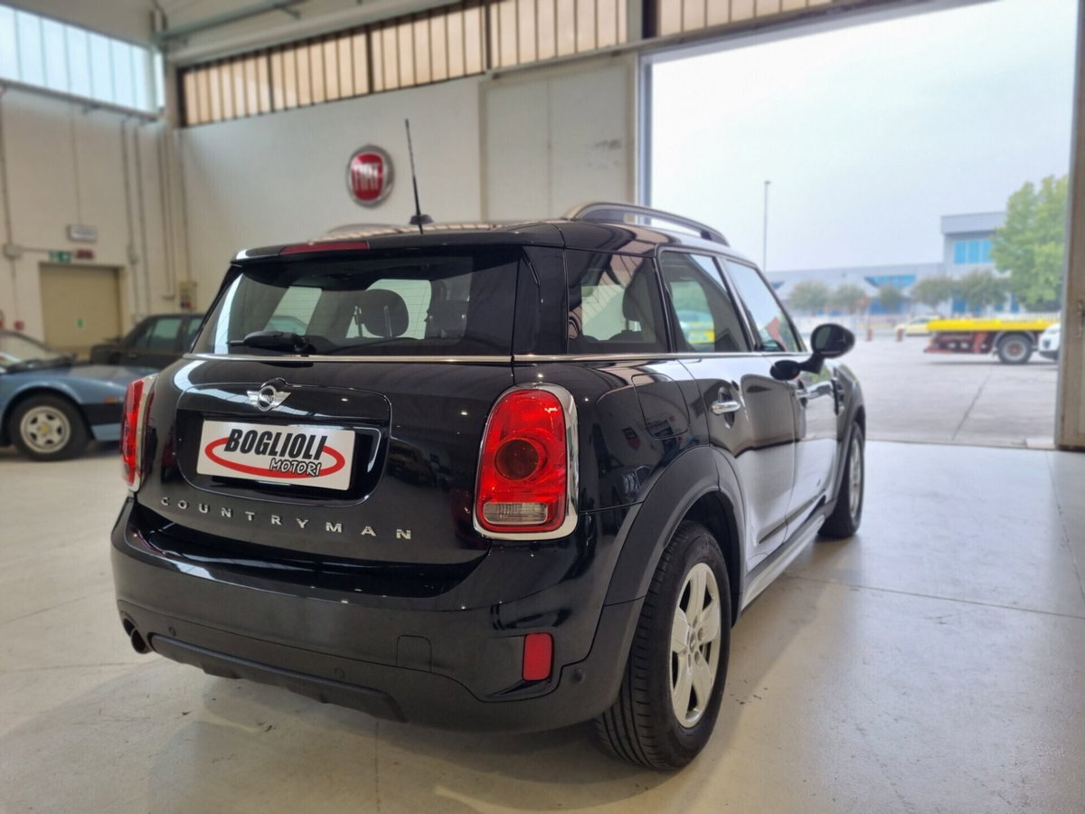 MINI Mini Countryman 2.0 Cooper D Essential Countryman (6)